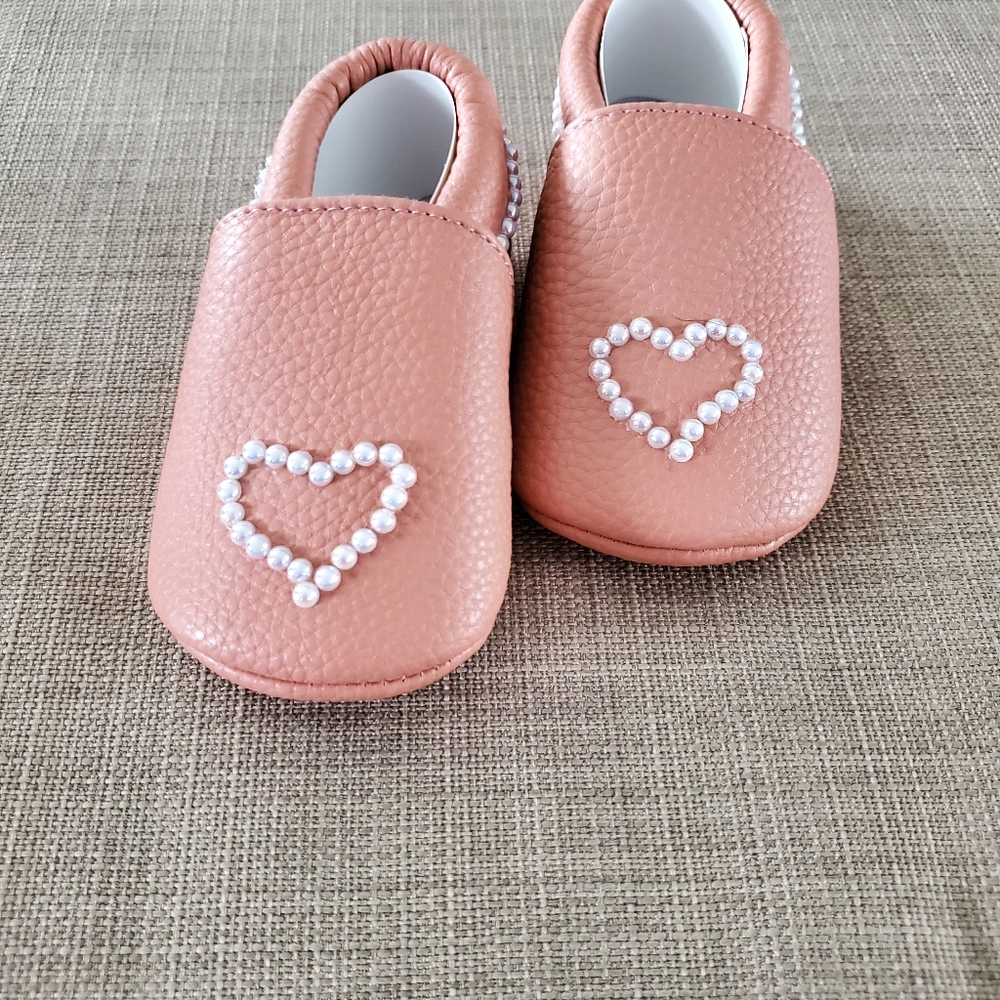 Infant girl shoes